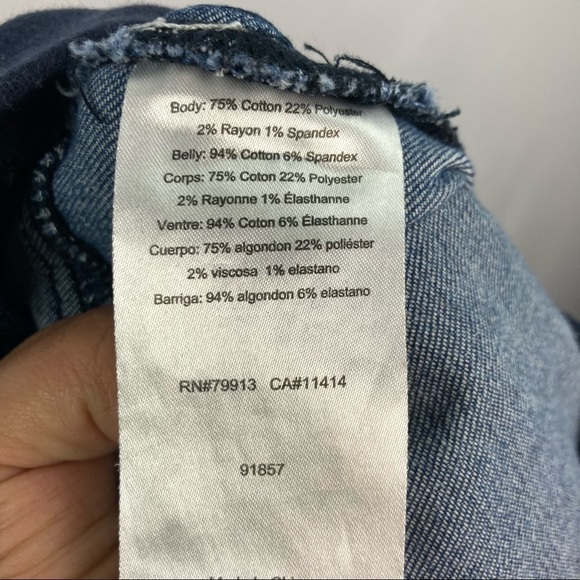 Maternity blue jeans size small - Picture 7 of 7